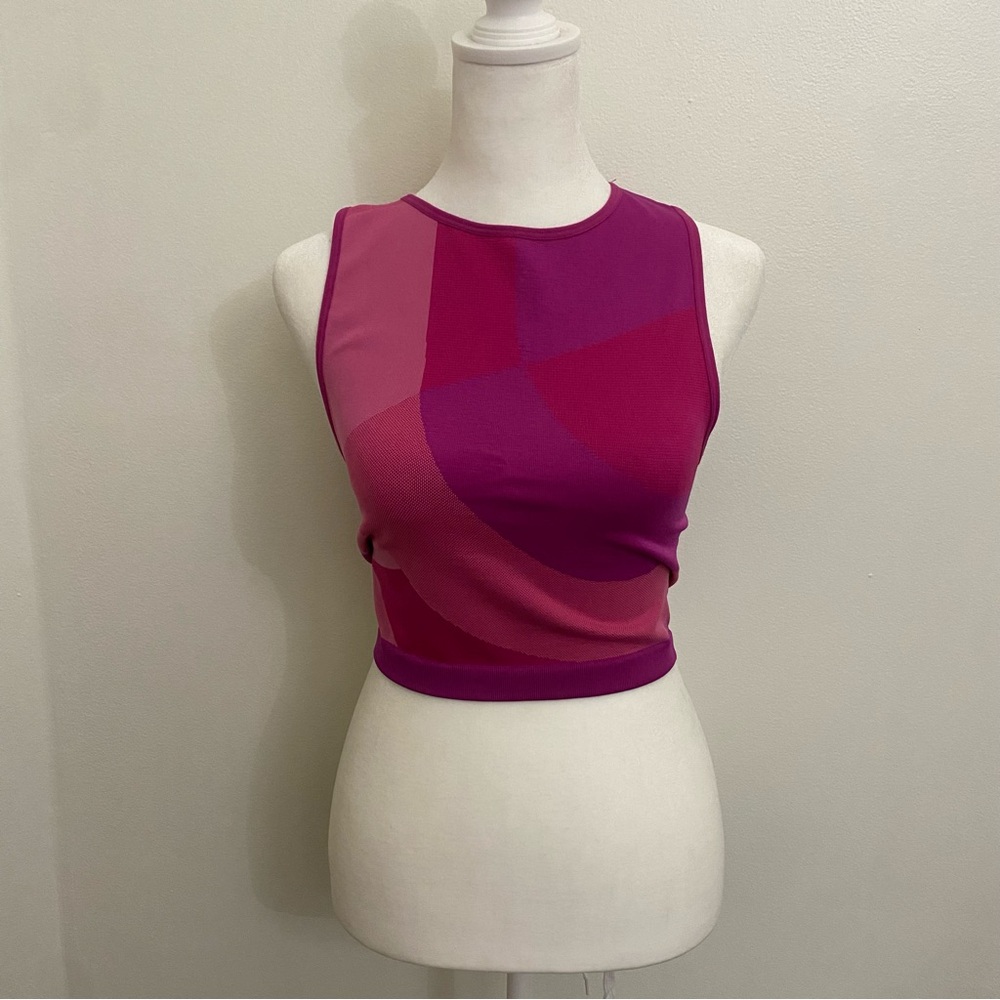 Fabletics Multicolored Crop Top Fitted Sleeveless